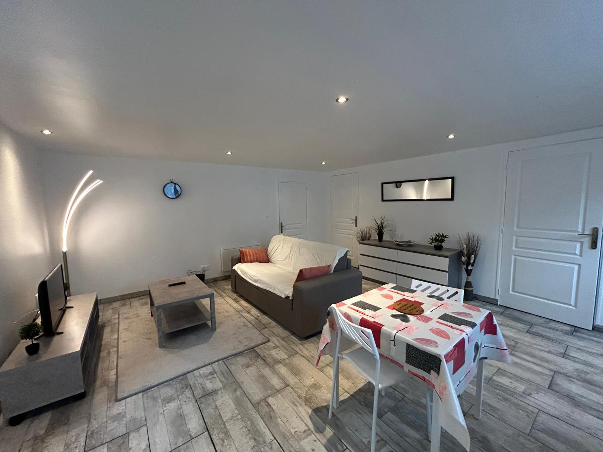 Studio Nanteuil-en-Vallée Екстериор снимка